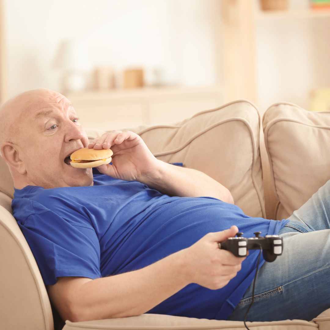 Inchaço causado por sedentarismo em idosos