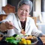 Suplementação na terceira idade não substitui a alimentação